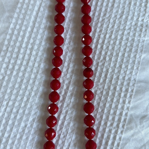 Vintage red beaded necklace - Picture 3 of 6